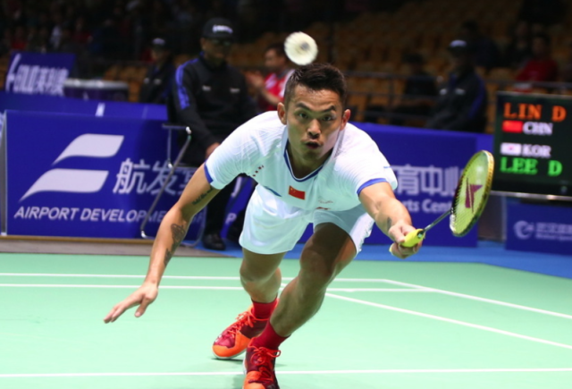 中的评判核 中的评判核